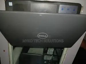 Laptop Dell Inspiron 11 3179 4GB Intel Core M3 HDD 500GB