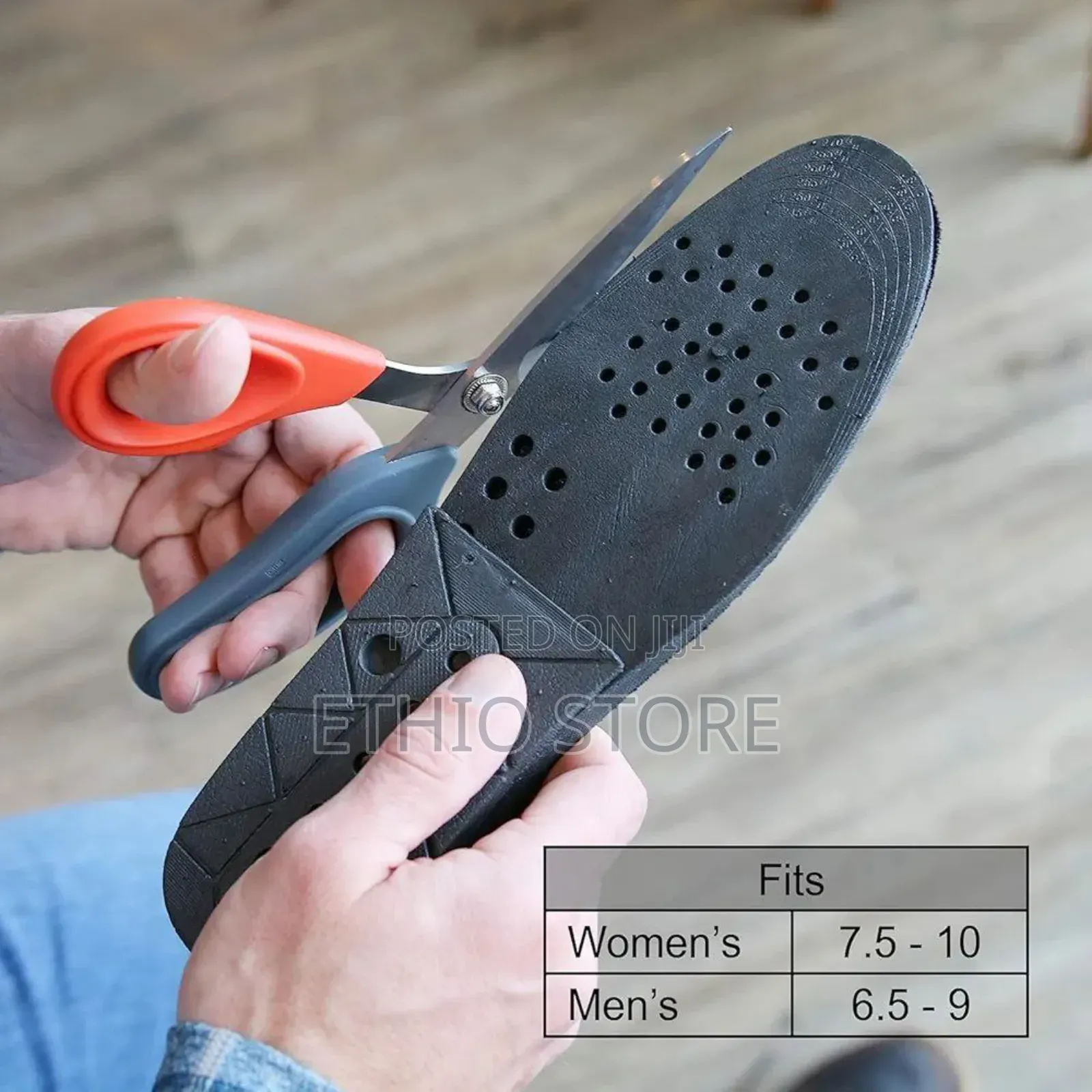 Height Increase Insoles With an Air Cushion Heel