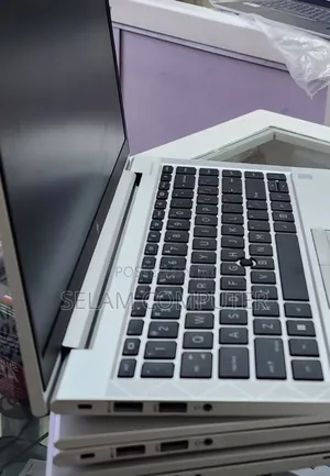 New Laptop HP EliteBook 845 G11 16GB AMD Ryzen 5 SSD 512GB