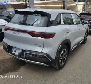 BYD Yuan Up 2025 Silver