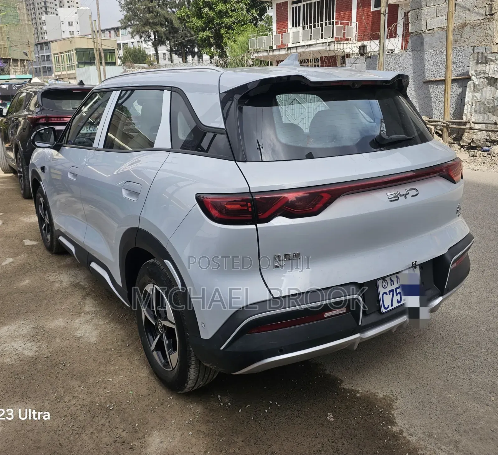 BYD Yuan Up 2025 Silver