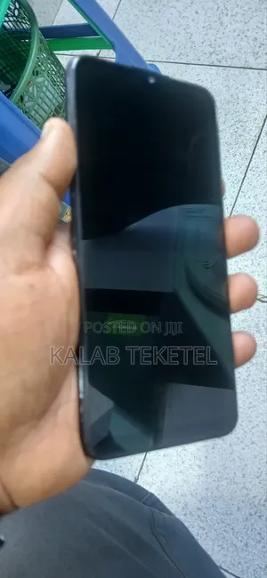 Samsung Galaxy A50 64 GB