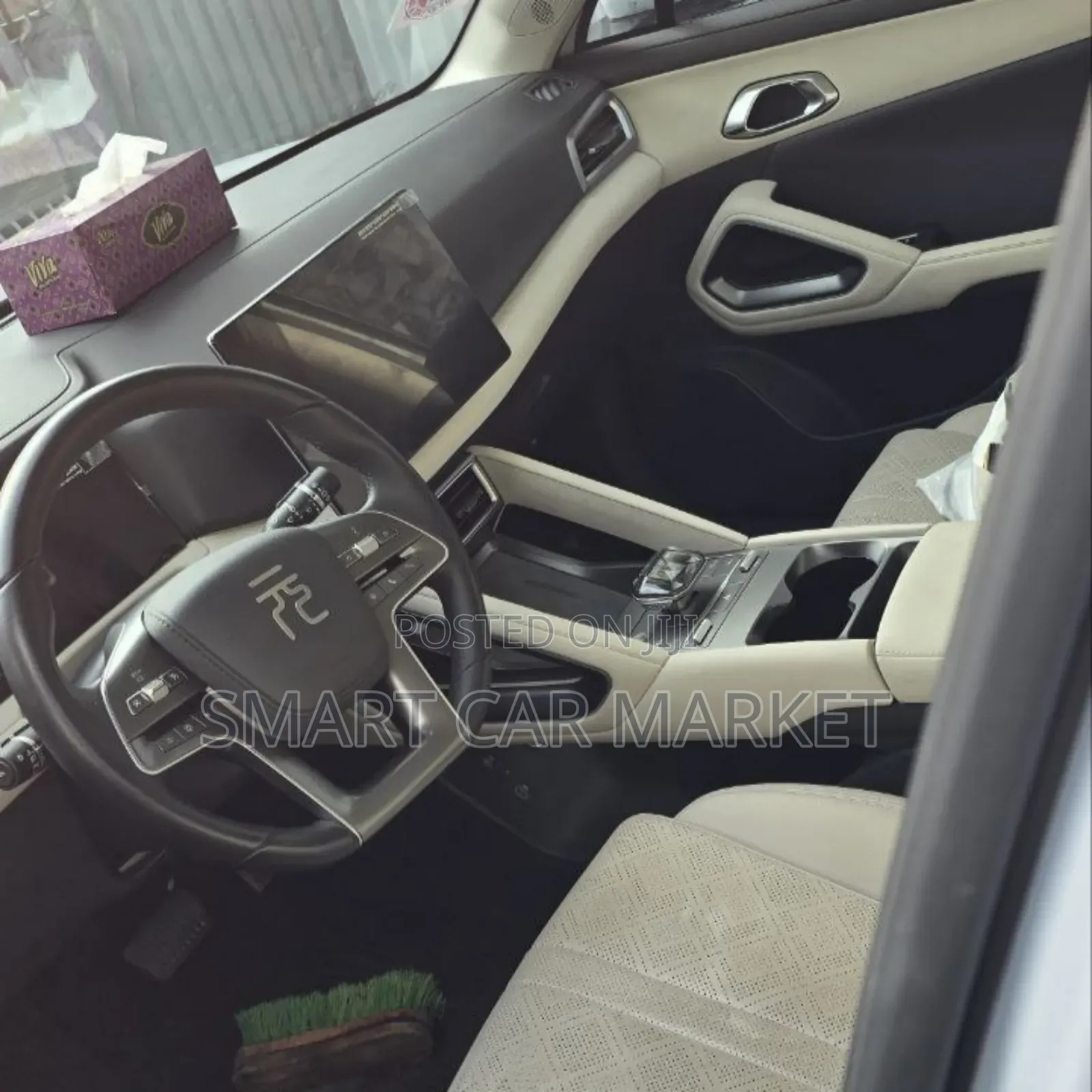 BYD Yuan Up 2024 Silver