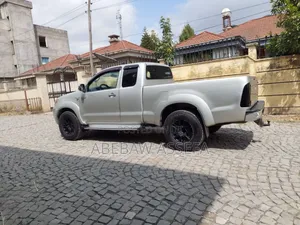 Toyota Hilux 2007 Silver