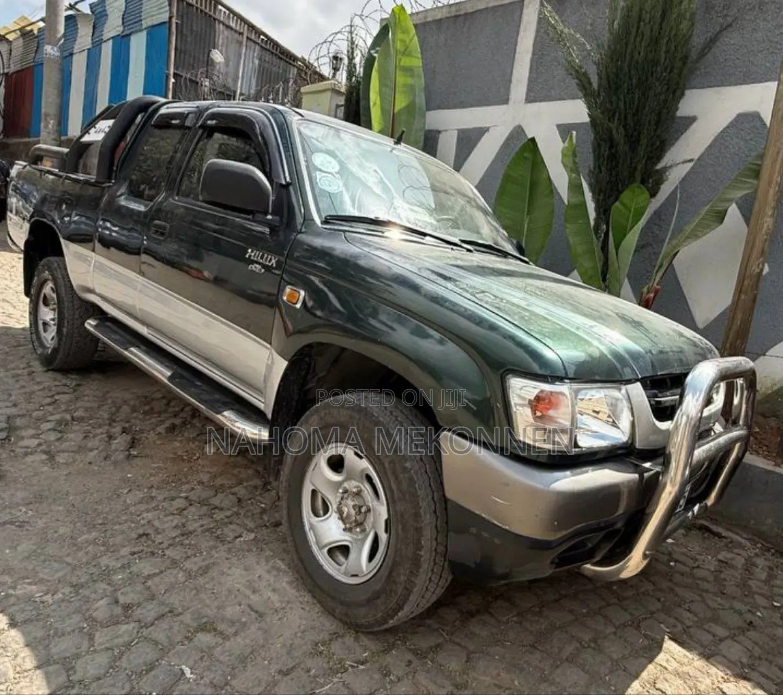 Toyota Hilux 2004 Green