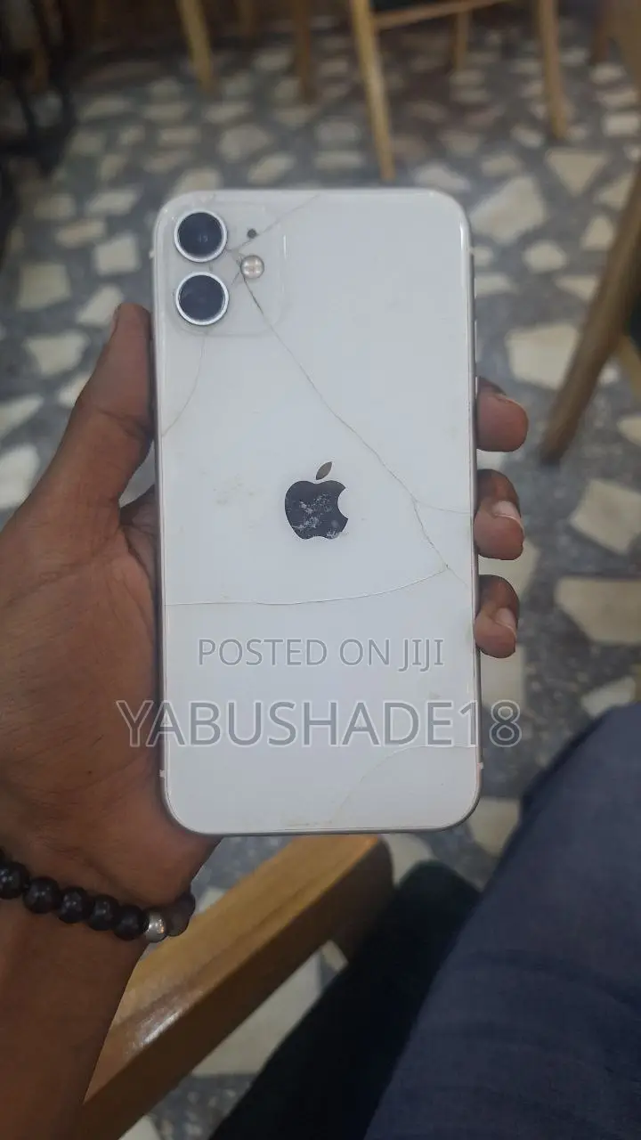 Apple iPhone 11 128 GB White