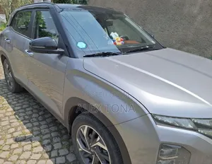 Hyundai Creta 2024 Silver
