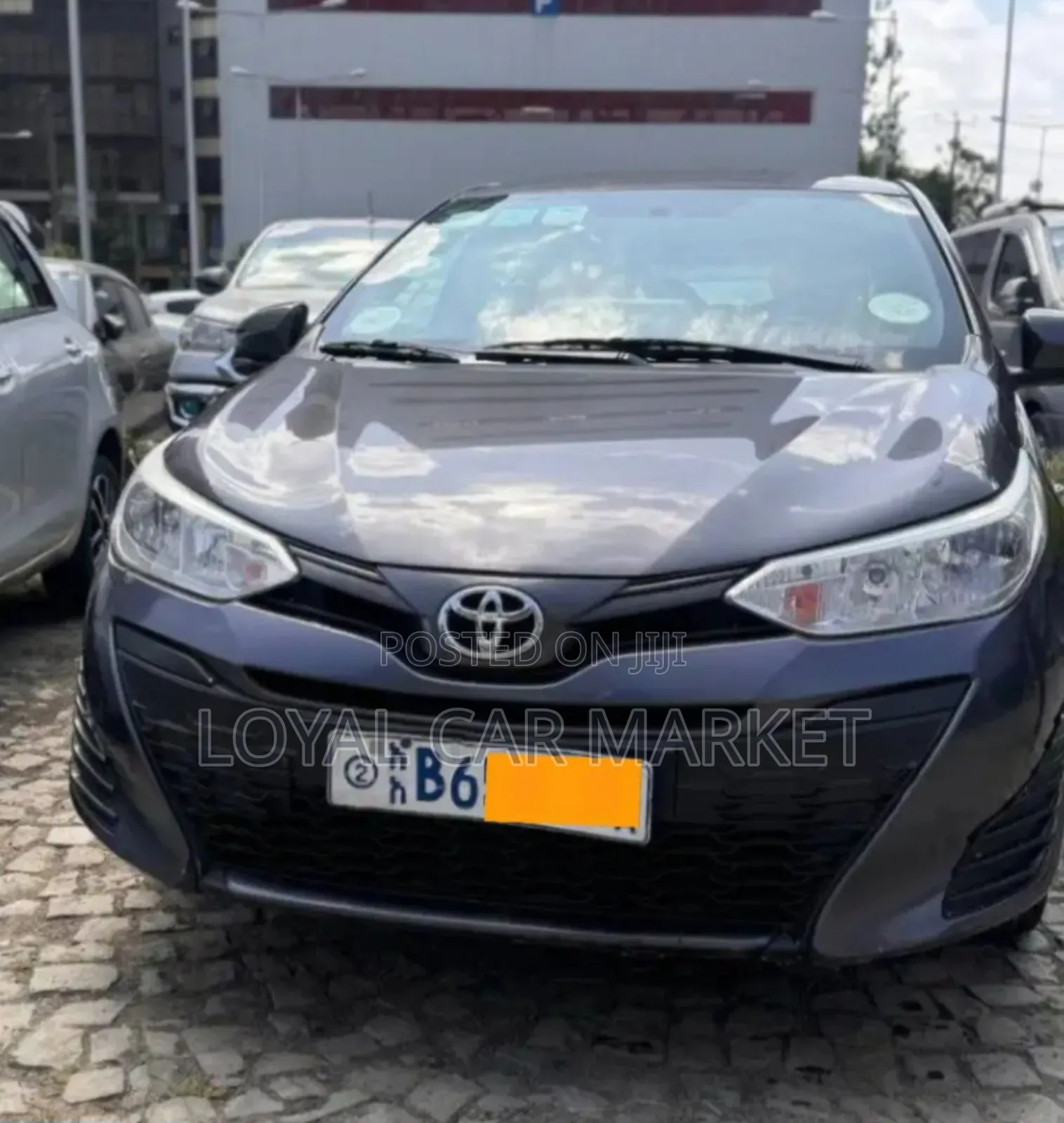 Toyota Yaris 2020 Gray