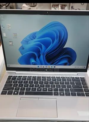 New Laptop HP EliteBook 845 G8 16GB AMD Ryzen 5 SSD 512GB