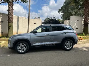 Hyundai Creta 2024 Silver