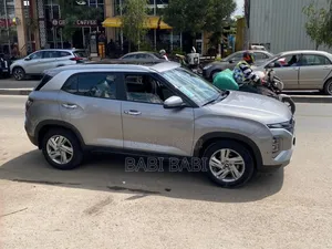 Hyundai Creta 2024 Silver