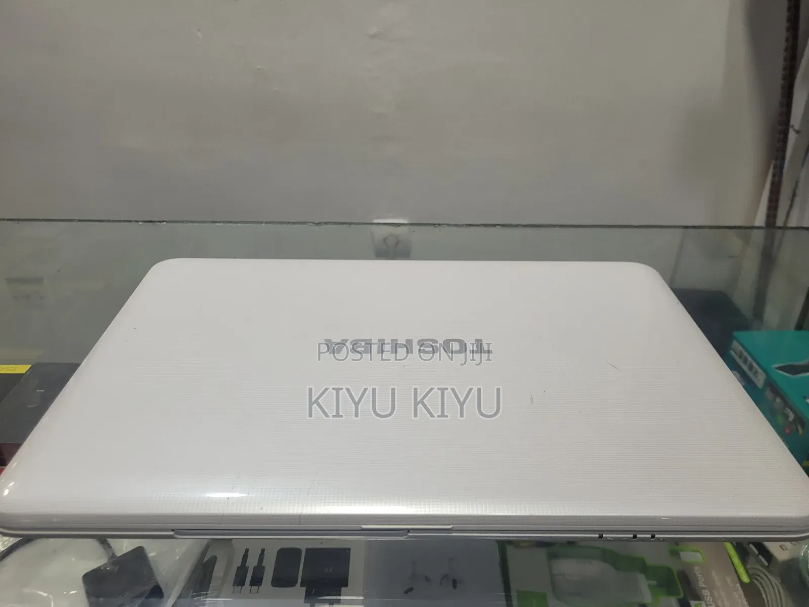 New Laptop Toshiba C50 8GB Intel Core I5 HDD 320GB