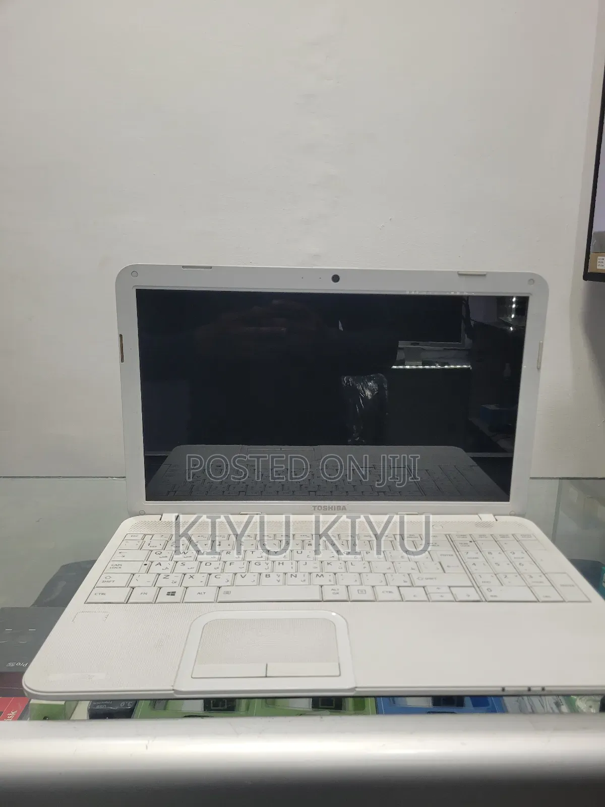 New Laptop Toshiba C50 8GB Intel Core I5 HDD 320GB