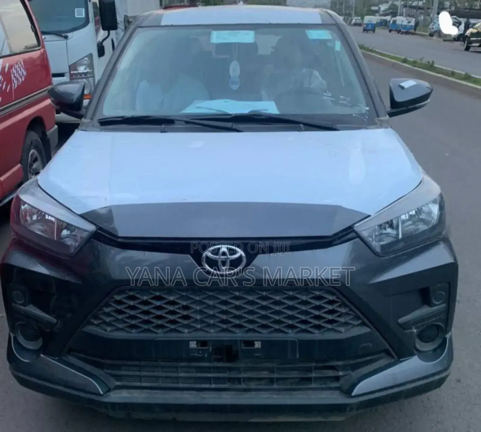 New Toyota Raize 2022 Silver