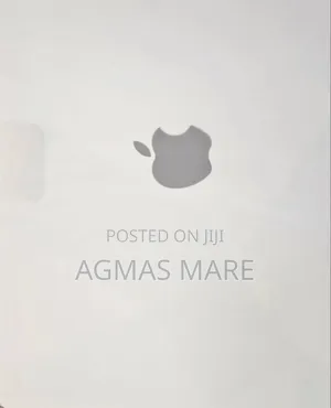 Photo - New Laptop Apple MacBook Pro 2024 M4 14-inch 16GB Apple M4 SSD 512GB