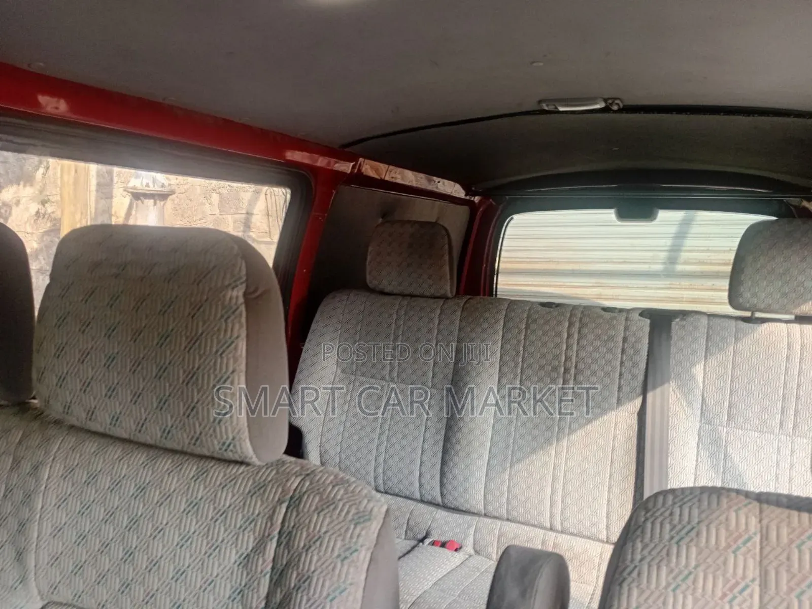 Toyota HiAce 2006 Red