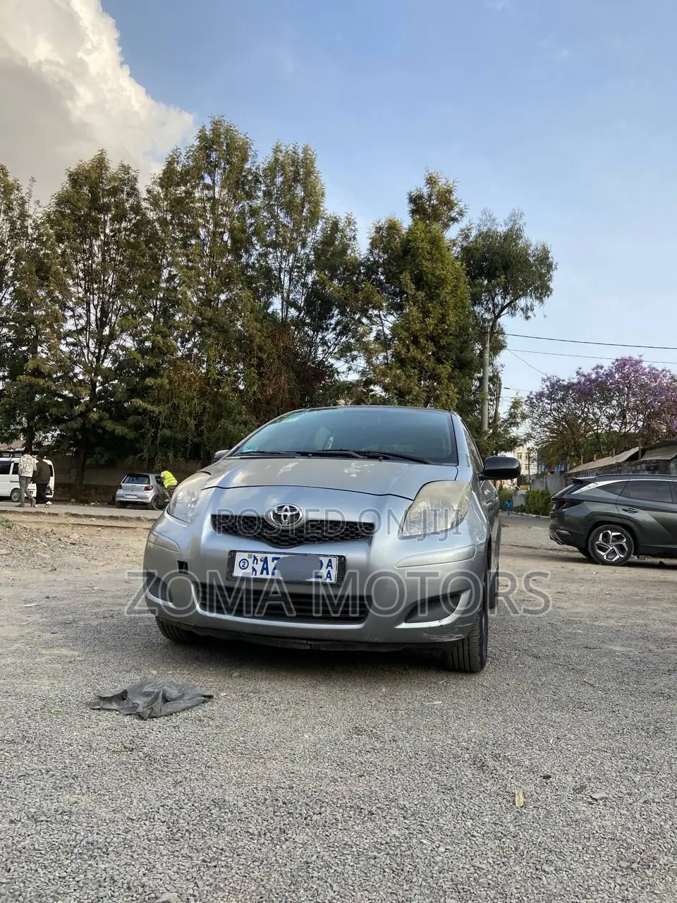 Toyota Yaris Base Hatchback 3dr 2010 Gray