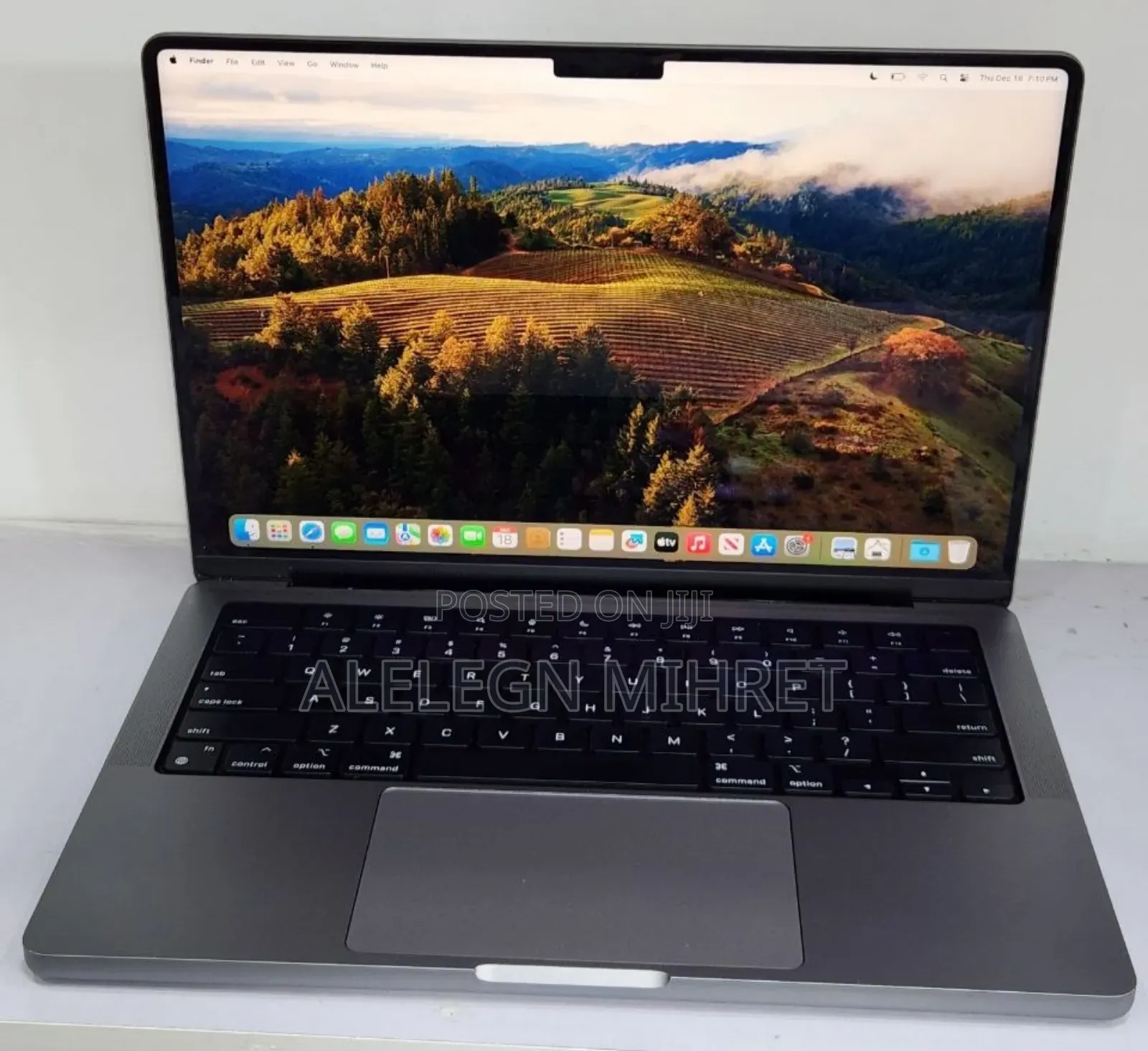 New Laptop Apple MacBook Pro M1 16GB Apple M1 Pro SSD 512GB