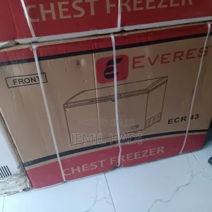 Photo - Everest Chest Freezer Model Ecr 500l Brand New