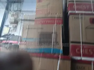 Everest Chest Freezer Model Ecr 500l Brand New