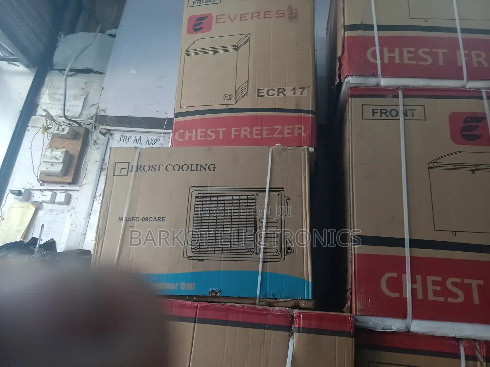 Everest Chest Freezer Model Ecr 500l Brand New