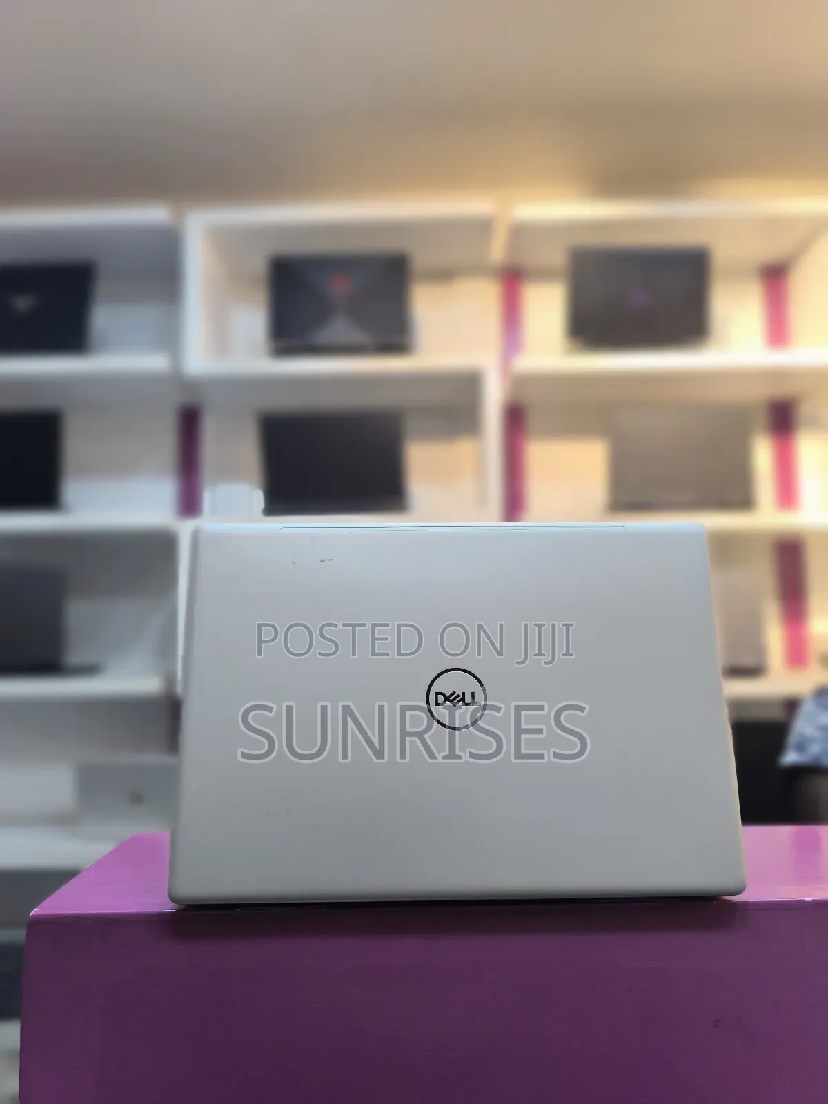 New Laptop Dell Inspiron 15 8GB Intel Core I7 SSD 256GB