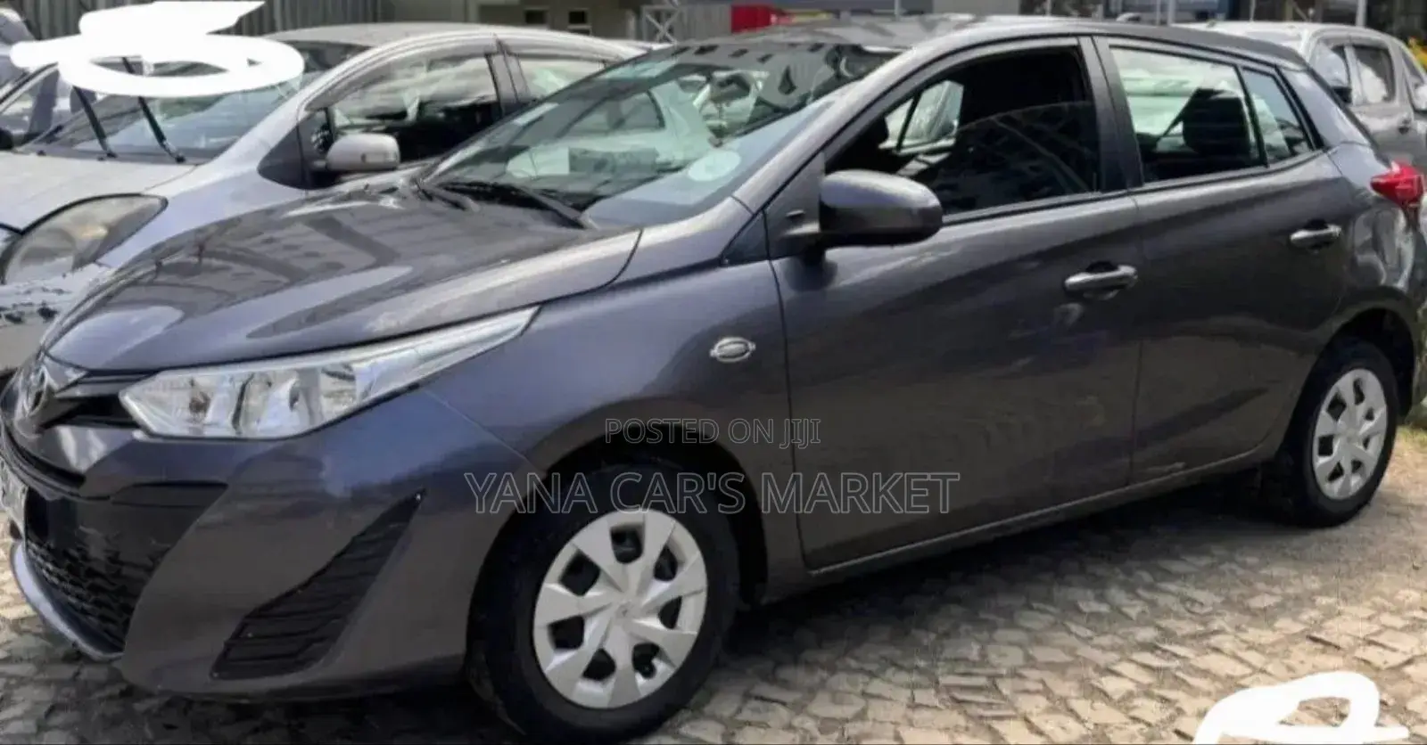 Toyota Yaris 1.5 Sedan L 2020