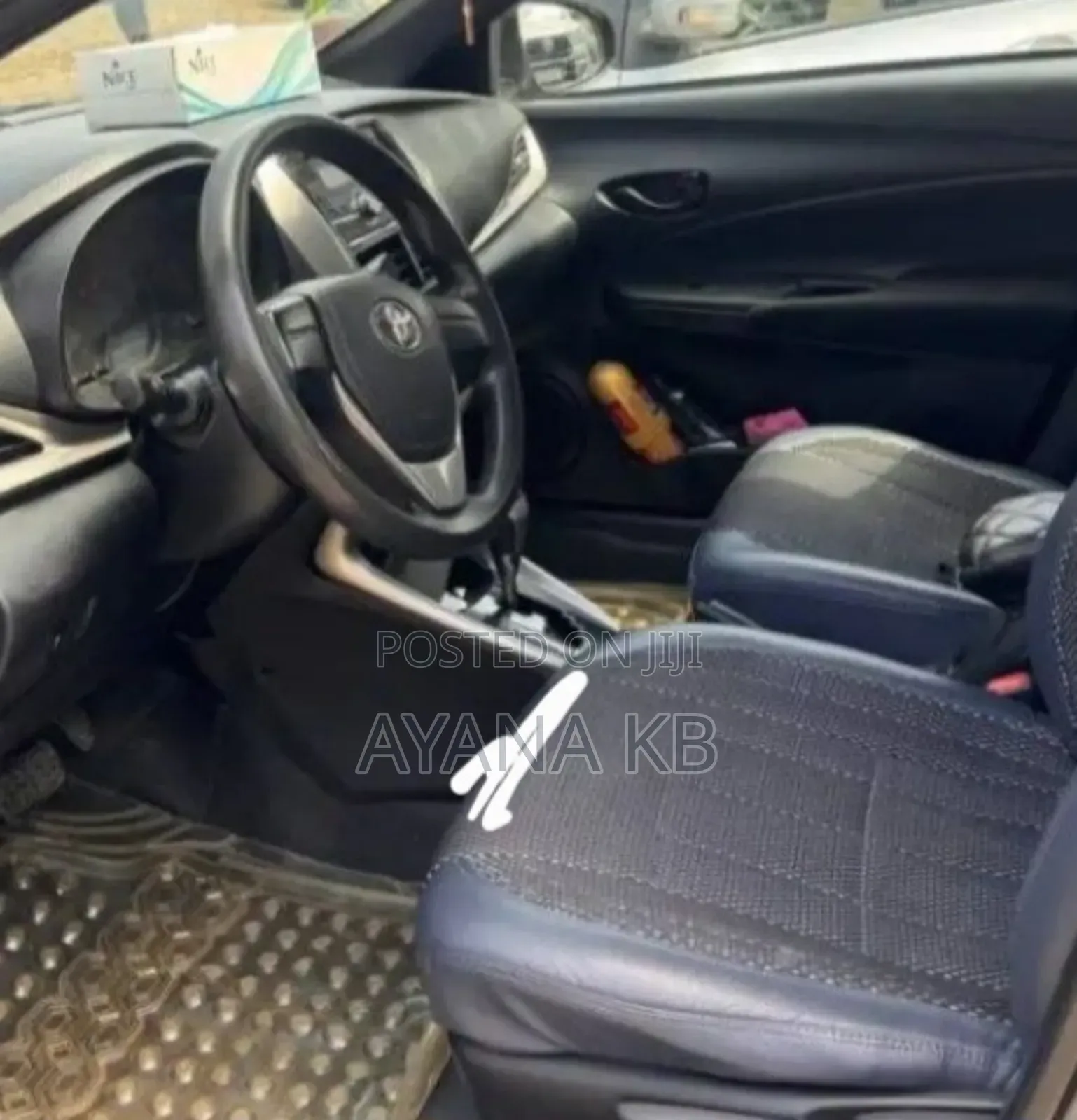 Toyota Yaris 1.5 Sedan L 2020