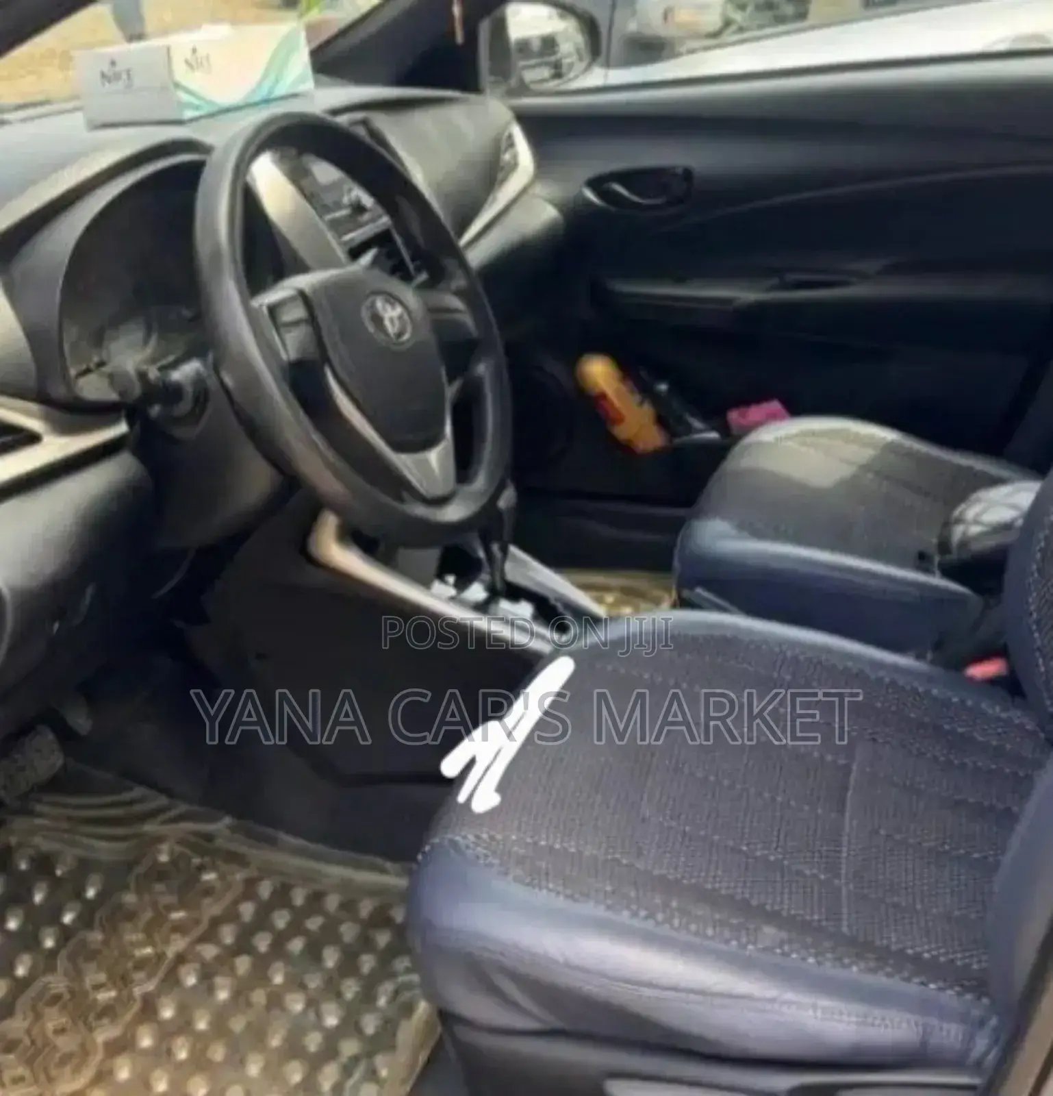 Toyota Yaris 1.5 Sedan L 2020