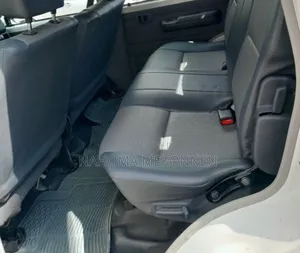 Toyota Land Cruiser 2015 White