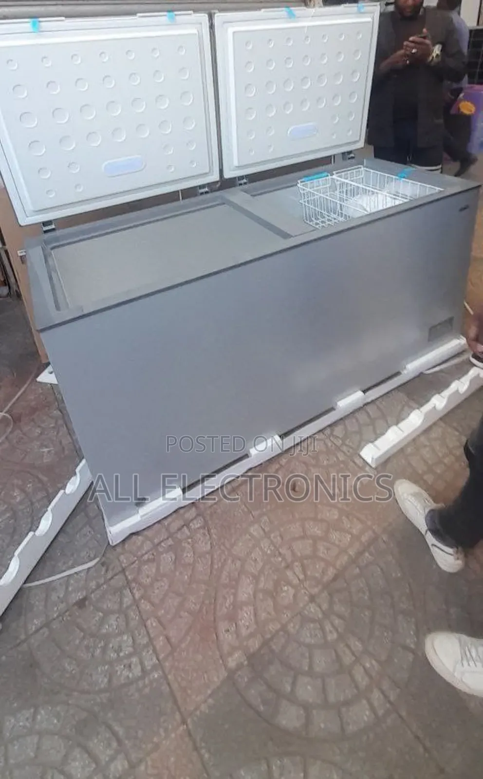 ኦርቢት 720 አግዳሚ ዲፕ ፍሪጅ