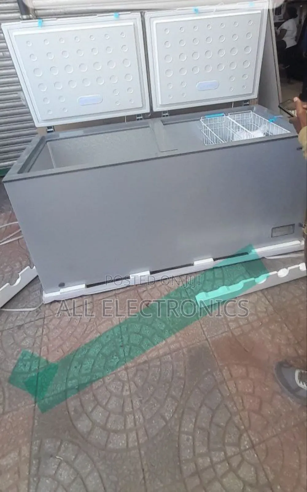 ኦርቢት 720 አግዳሚ ዲፕ ፍሪጅ