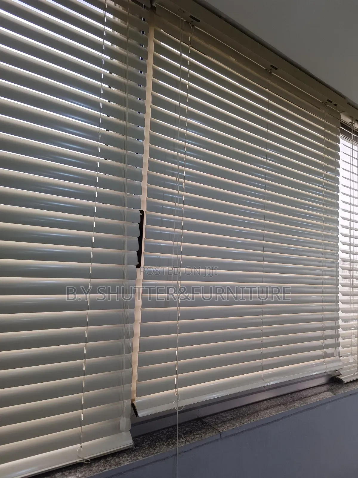 Shutter Shatter Blind Horizontal Shatter