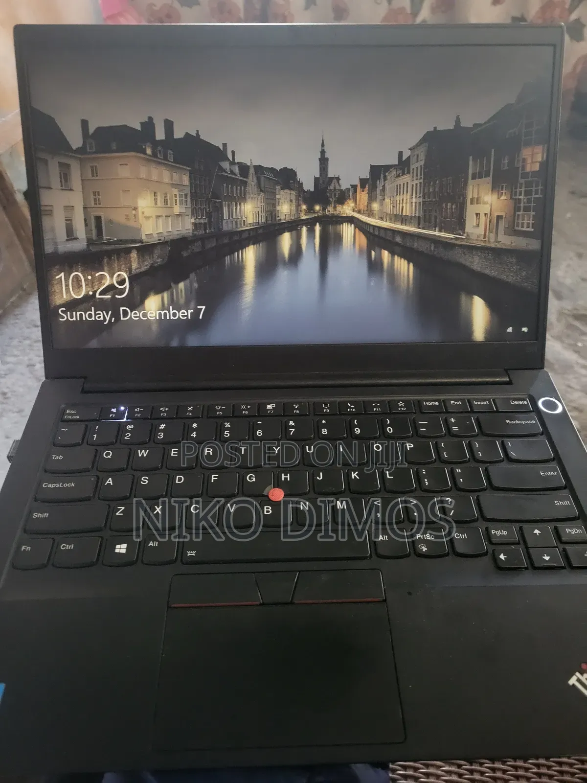 New Laptop Lenovo ThinkPad Yoga 8GB Intel Core I7 SSD 256GB