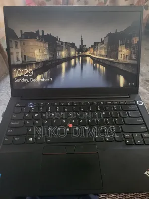 Photo - New Laptop Lenovo ThinkPad Yoga 8GB Intel Core I7 SSD 256GB