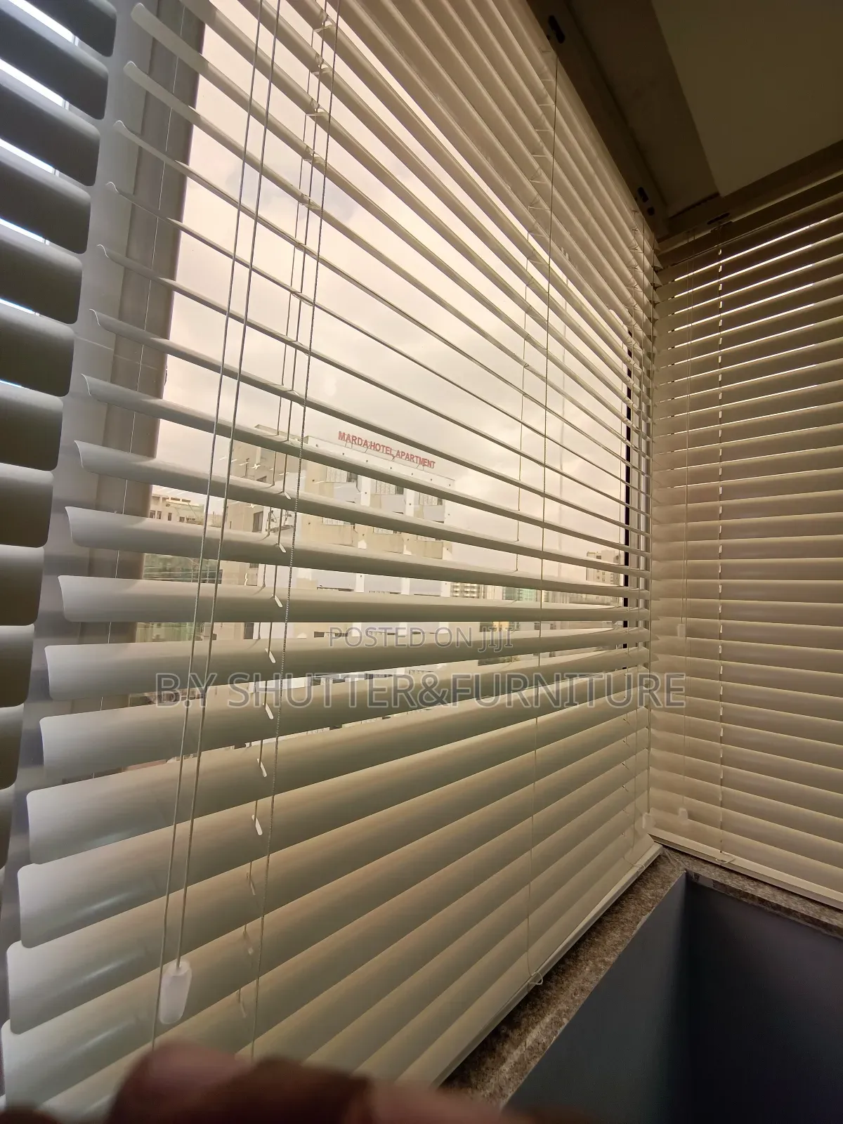 ሻተር የሻተር ስራ የቢሮ