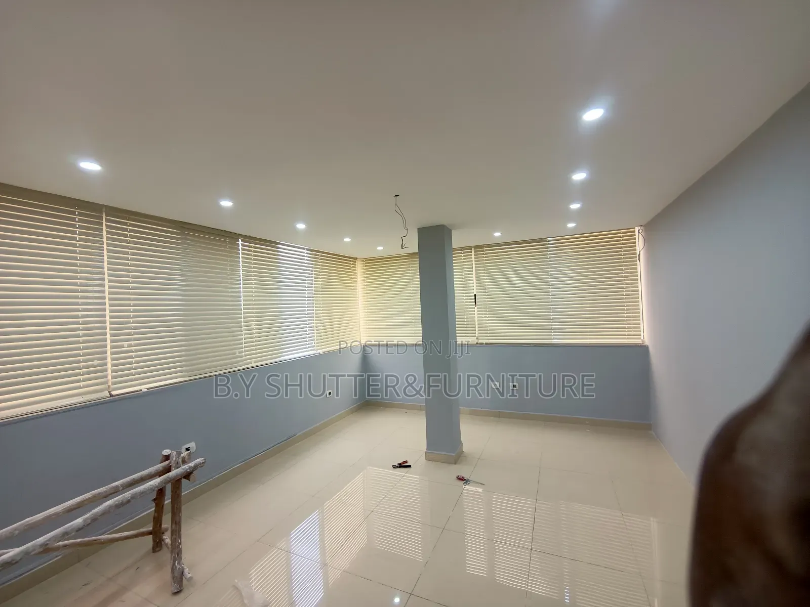 ሻተር የሻተር ስራ የቢሮ