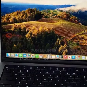 New Laptop Apple MacBook Pro M1 16GB Apple M1 Pro SSD 512GB