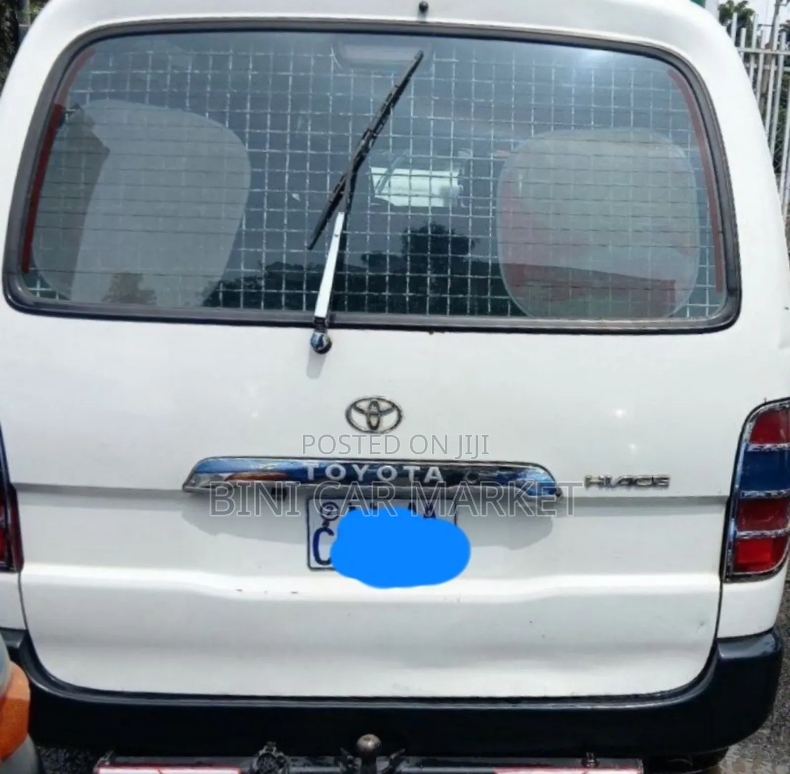 Toyota HiAce 2008 White