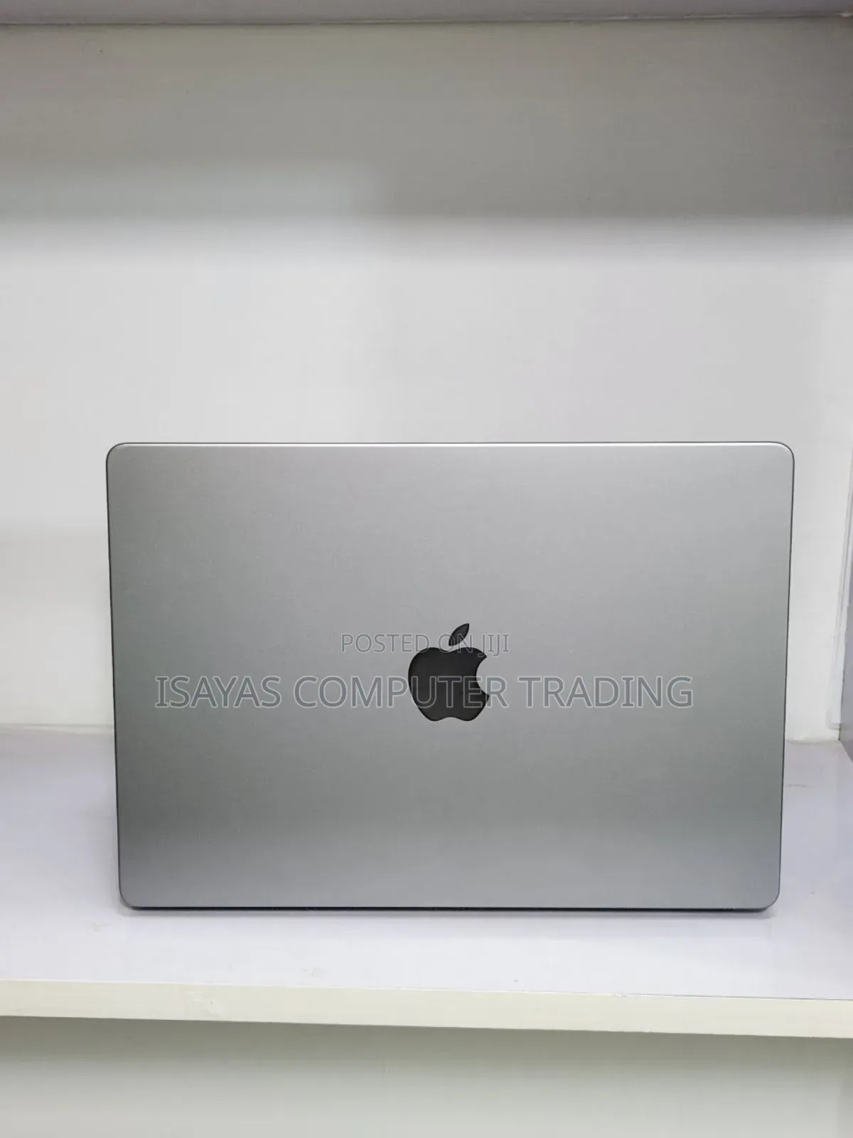New Laptop Apple MacBook Pro M1 16GB SSD 256GB