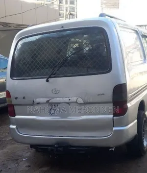 Toyota HiAce 2008 Silver
