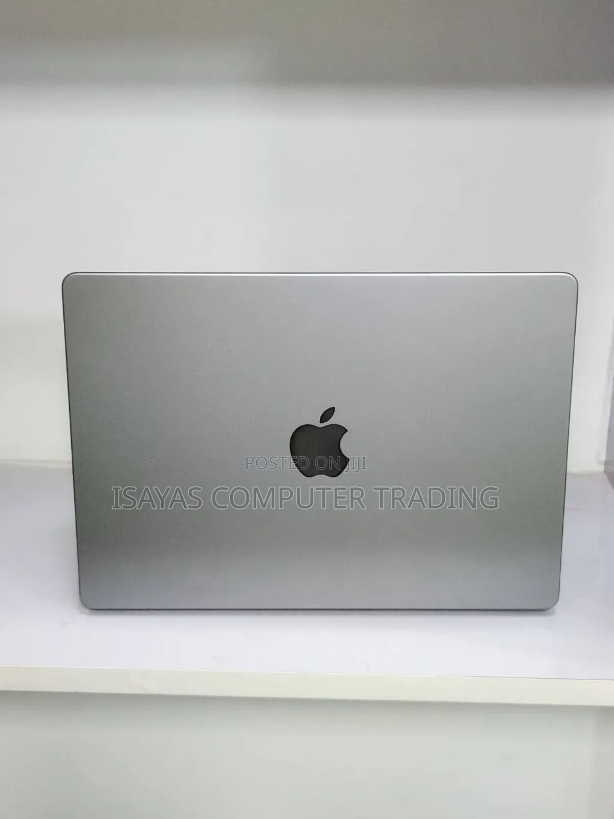 New Laptop Apple MacBook Pro M1 16GB SSD 256GB