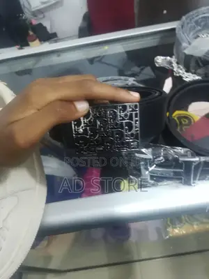 Dior ቀበቶ Orginal