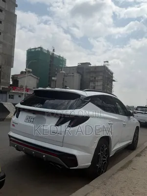 Hyundai Tucson 2022 White