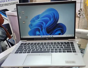 New Laptop HP EliteBook 845 G8 16GB AMD Ryzen 5 SSD 512GB