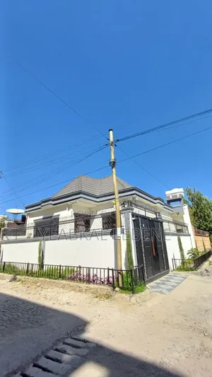 3bdrm House in Bole for sale