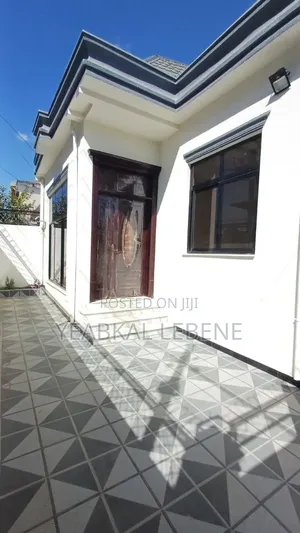 3bdrm House in Bole for sale