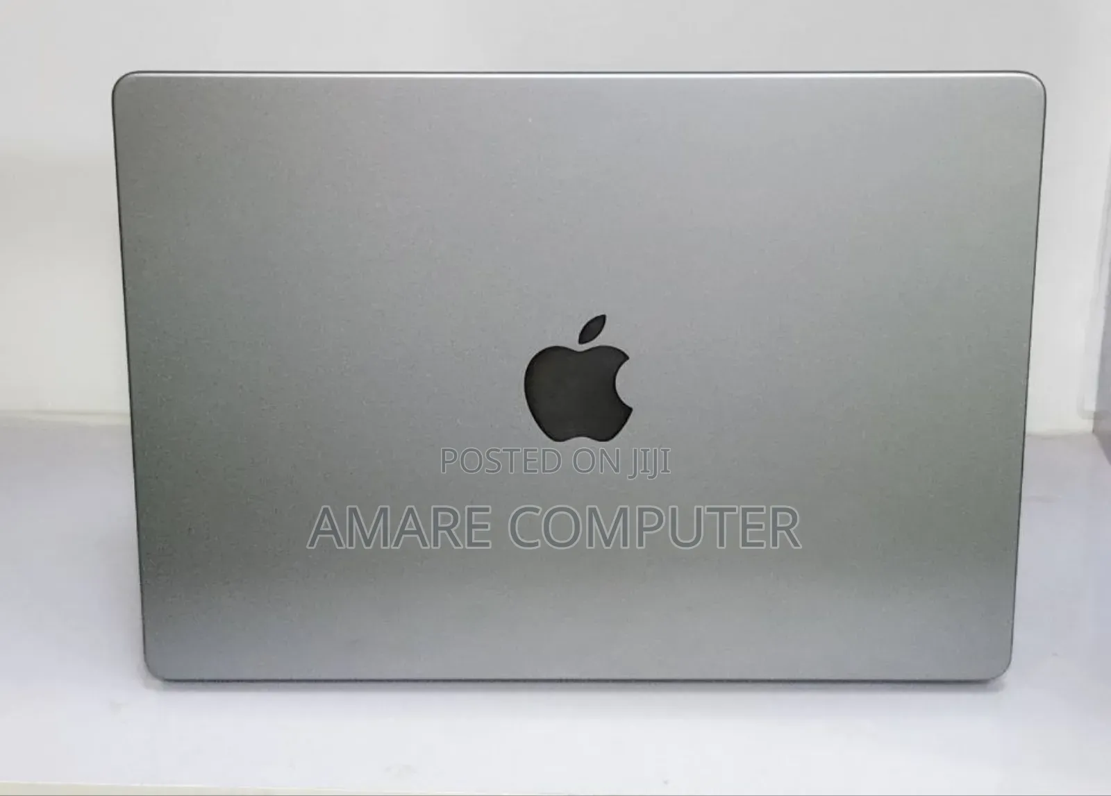 New Laptop Apple MacBook Pro M1 16GB Apple M1 Pro SSD 512GB