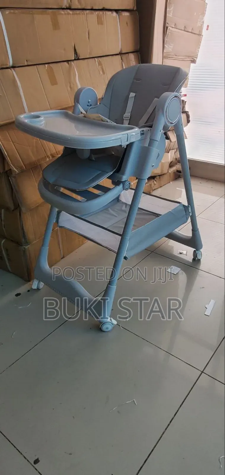 የልጆች መመገቢያ / High Chair/