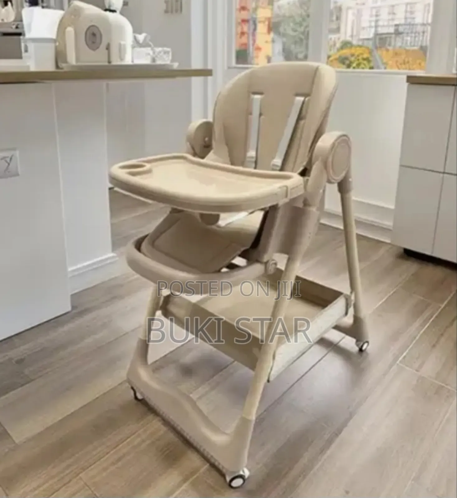 የልጆች መመገቢያ / High Chair/